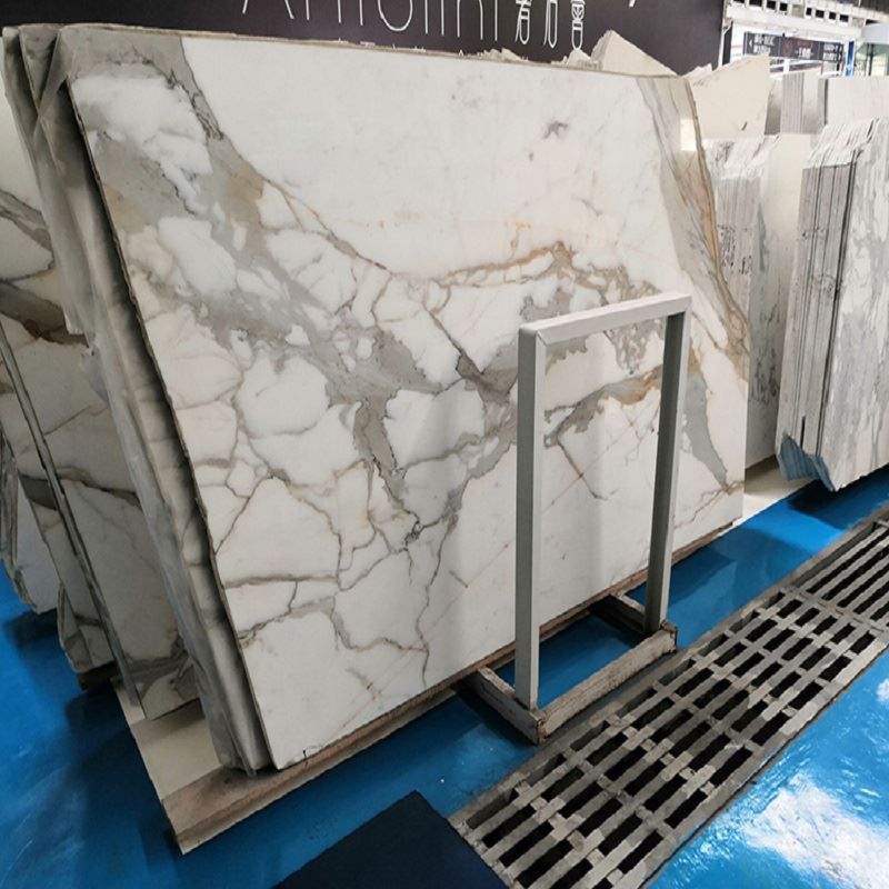 white polished marble slab.jpg