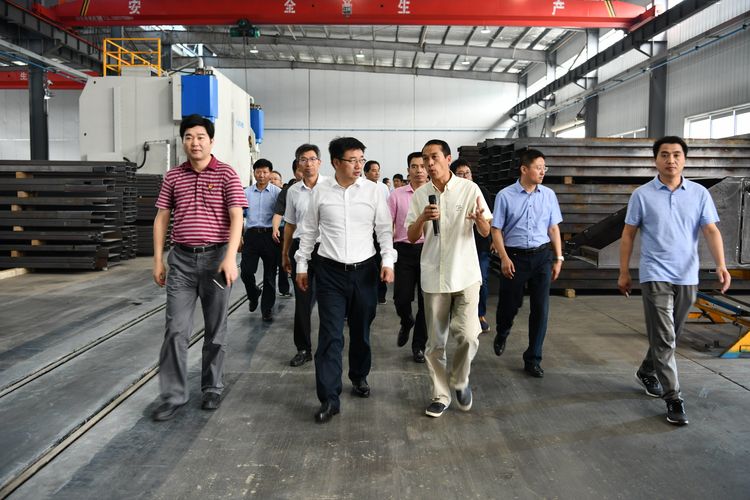 Xue Fengguan Secretary of Lishui District Committee and his party visited Jiangsu Guanchao for research and guidance 2