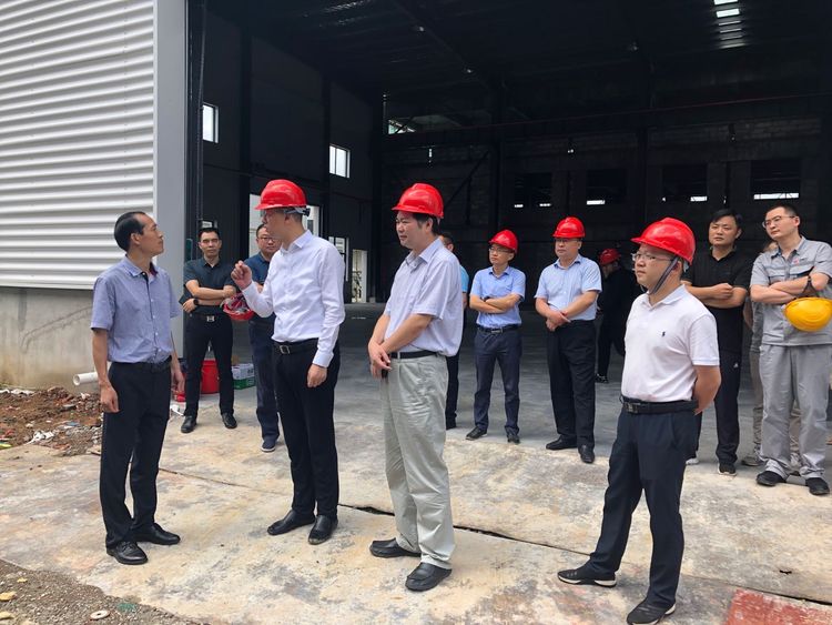 Zhang Yun the mayor of Lishui District visited Jiangsu Guanchao for inspection and guidance 2