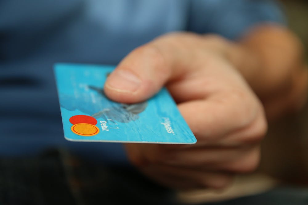 بطاقة ائتمان تجارية لبطاقات المال