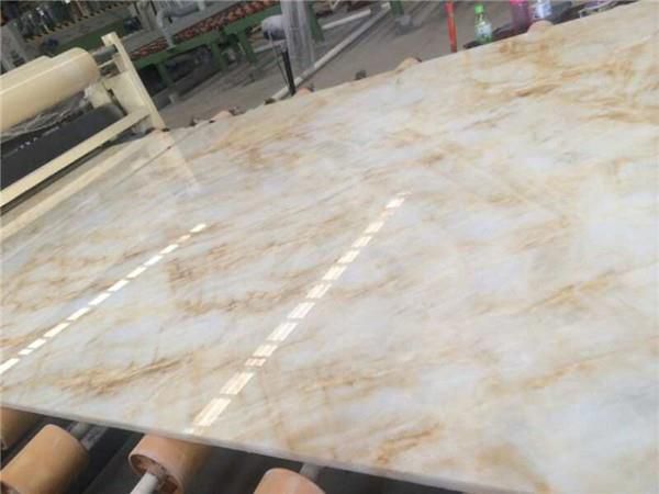 white onyx with gold veins marble slabs43068072004 1663298975989