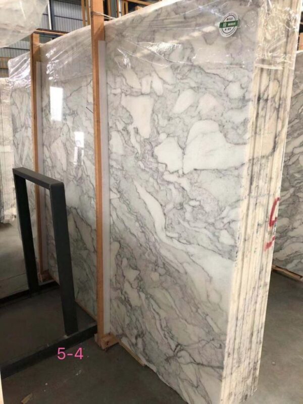 white mabrle arabescato marble slab201912040957311736257 1663299033845