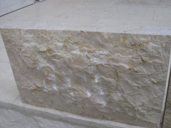 jerusalem gold cream polished limestone slab15447382914 1663301340052