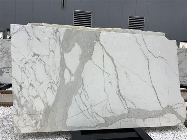 customized calacatta white marble tile43511615862 1663302806239
