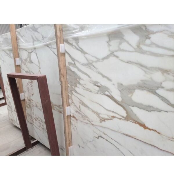 calcatta white and gold marble24175712078 1663303574737