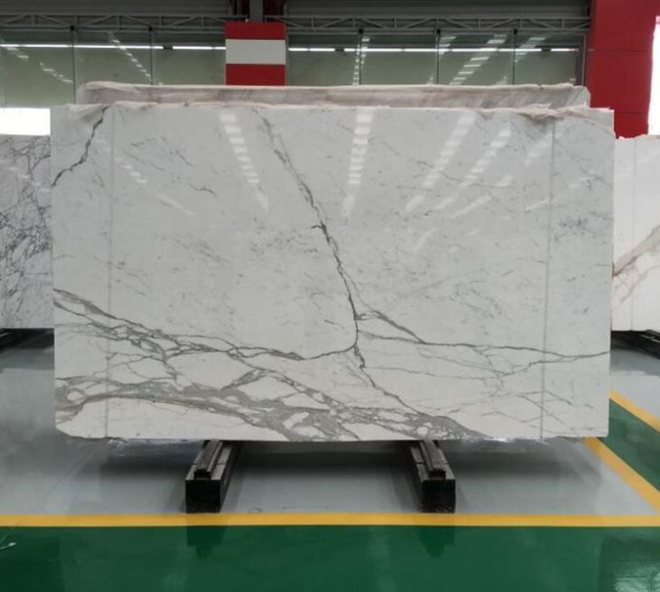 calacata white micro marble slab202001021408076196959 1663303652665