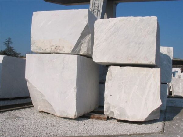carrara white marble blocks for flooring22324028093 1663303514452