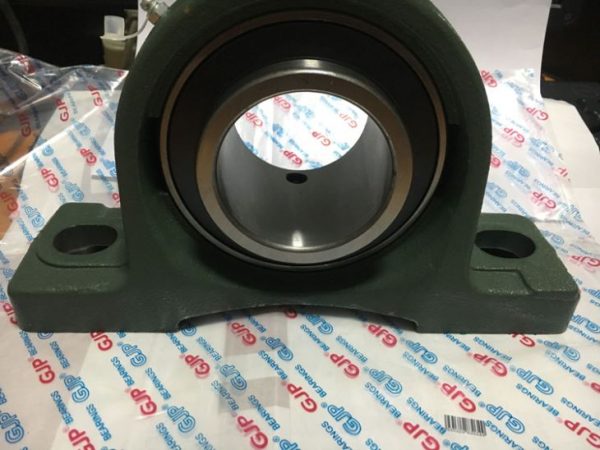 pillow block bearing with Grease Nipple Threaded All The Way