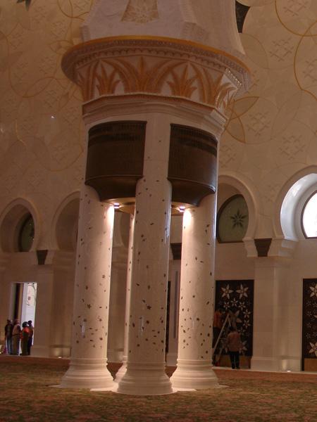 Deep Inside The Grand Mosque In The United Arab Emirates Exclusive Shell Cylindrical Mosaic Process