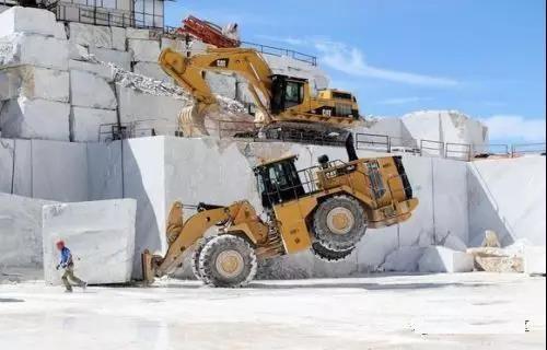 Michelangelo's Dream: Visiting Marble Mining Sites