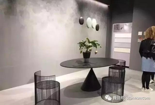 Exposición de Verona Italia de 2017 en el diseño de la Boutique piedra