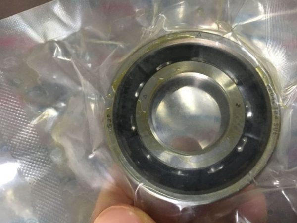 Cojinete de husillo de contacto angular de súper alta precisión con orificio de 20 mm GJP