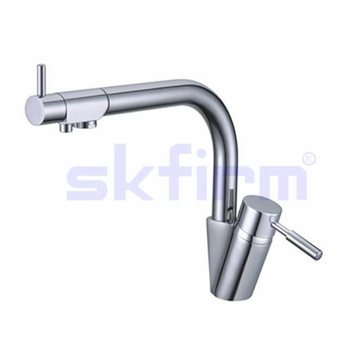 Why should I consider installing a kitchen faucet with reverse osmosis water in my home?
