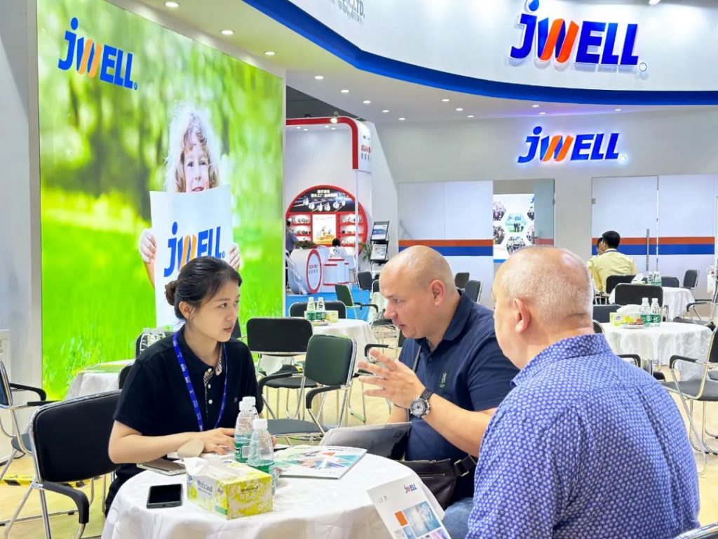 On the second day of CMEF, "Jwell Medical" continues to be exciting 4 On the second day of CMEF, "Jwell Medical" continues to be exciting
