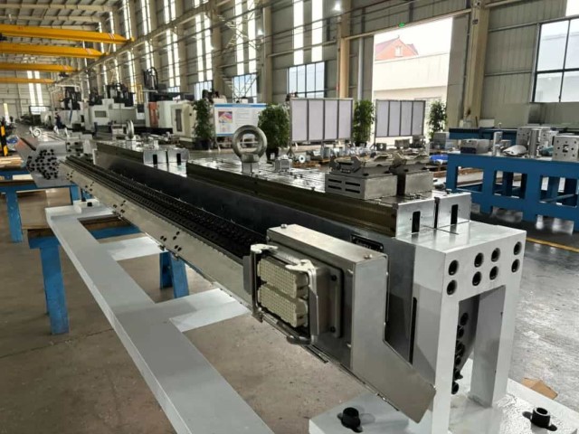 JW ماشین‌سازی | راهنمای کامل نگهداری از قالب‌ها