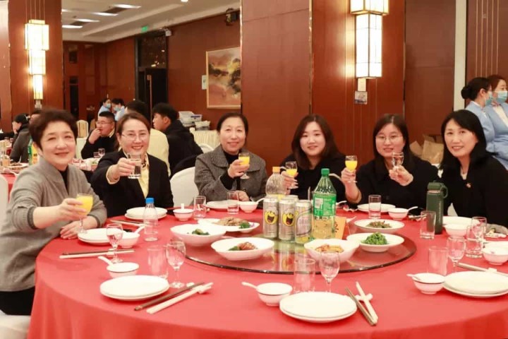 Bouření "Bubnu snažení" a zatroubení "Pozvání", roční marketingová konference společnosti JW MachineryTP5T039;s 2024 skončila úspěšně