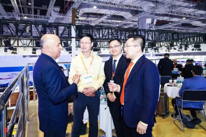 В останній день CHINAPLAS2024 компанія Jwell з нетерпінням чекає на нову зустріч з вами 3 В останній день CHINAPLAS2024 компанія Jwell з нетерпінням чекає на нову зустріч з вами
