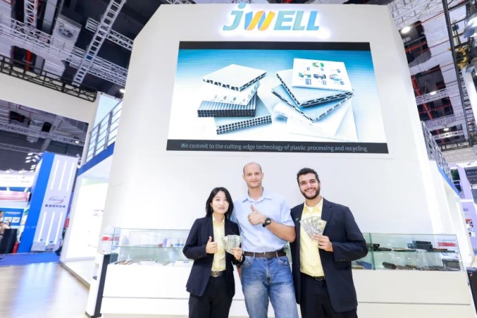В останній день CHINAPLAS2024 компанія Jwell з нетерпінням чекає на нову зустріч з вами 7 В останній день CHINAPLAS2024 компанія Jwell з нетерпінням чекає на нову зустріч з вами