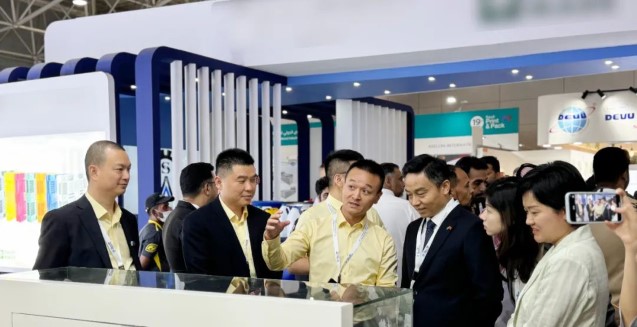 Jwell Machinery wspaniale występuje na Saudi Plastics 2024 4 Jwell Machinery makes a wonderful appearance at Saudi Plastics 2024