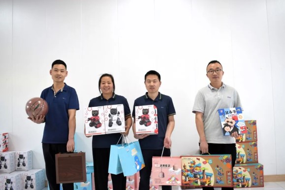 Zachowaj dziecięcą niewinność i idź naprzód ramię w ramię —— [Jinwei Machinery] świętuję Dzień Dziecka razem z Wami