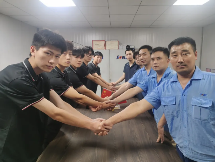 [Dreams set sail, prima experiență la locul de muncă]-- Bine ați venit să vă alăturați călătoriei de internship Jwell Machinery