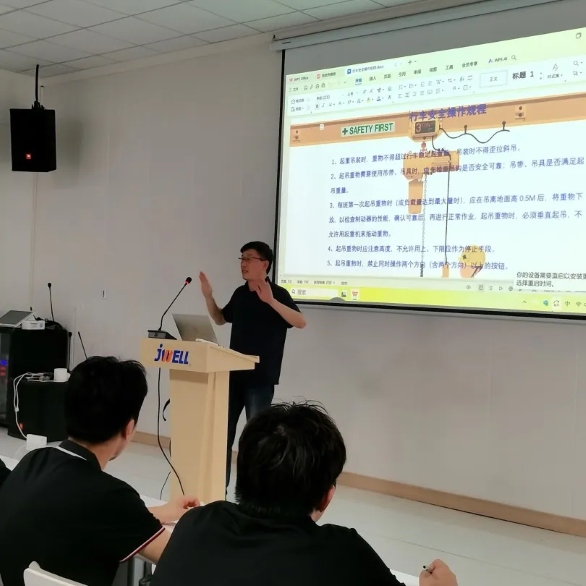 Le camp d'entraînement JW et le stage d'été se sont terminés avec succès !