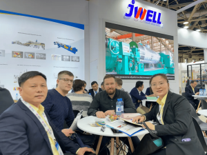 După 25 de ani de muncă intensă în Rusia, Jwell a făcut o apariție splendida la RUPLASTICA2025 7 Măreața apariție a JwellTP5T039 la RUPLASTICA2025