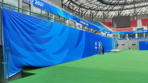 Výrobní linka pro laminaci a kompozitní extruzi PVC reklamního plátna 1 Linka na laminaci a extruzi kompozitních materiálů PVC reklamní látky