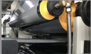 Πώς να παράγετε σταθερά υψηλής ποιότητας πλάκες κεντρικού μελιού PP; Η απάντηση βρίσκεται στη γραμμή παραγωγής JWELLTP5T039! 10 Πώς να παράγετε σταθερά υψηλής ποιότητας πίνακες κυψελών PP; Η απάντηση βρίσκεται στη γραμμή παραγωγής της JWELLTP5T039!