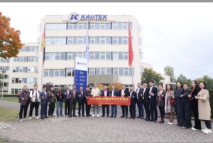 Rozszyfrowujemy globalną siłę JWELLTP5T039! Stowarzyszenie Plastików Greater Bay Area odwiedza fabrykę Kautexborn w Niemczech