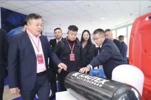 Rozszyfrowujemy globalną siłę JWELLTP5T039! Stowarzyszenie Plastików Greater Bay Area odwiedza fabrykę Kautexborn w Niemczech